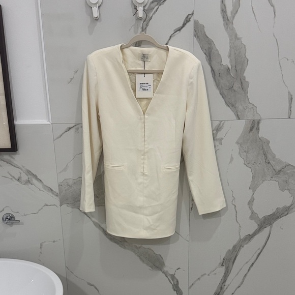 DISSH NWT Issey Off-White V-Neck Blazer Mini Dress - Picture 3 of 7